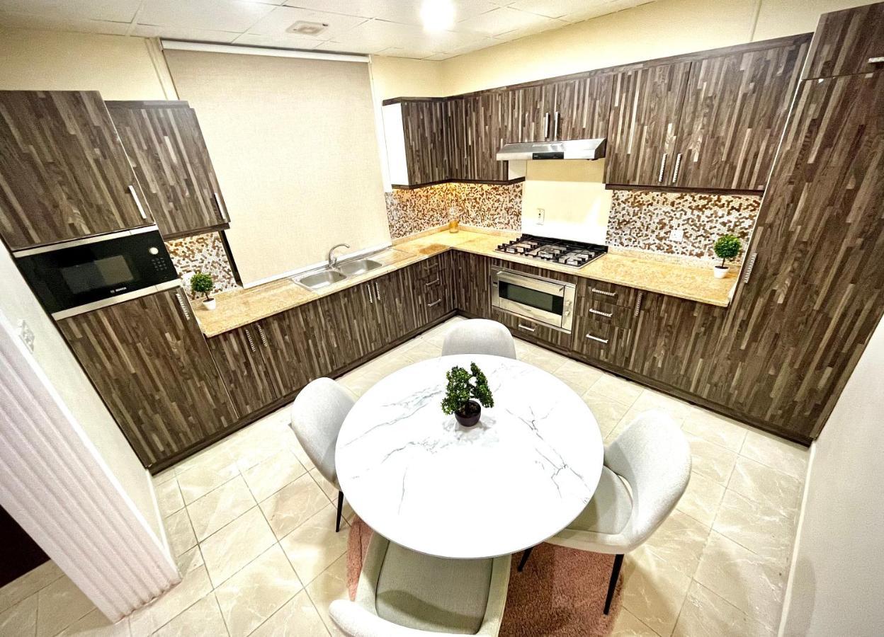 Independent Spacious 3 Bedroom فيلة دبي